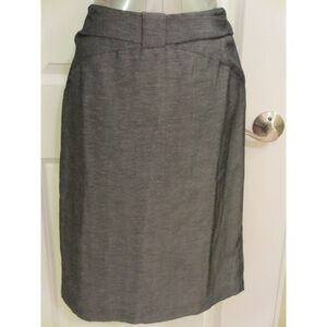 Cute Knee Length Pencil Skirt Sz 6 Only worn once!